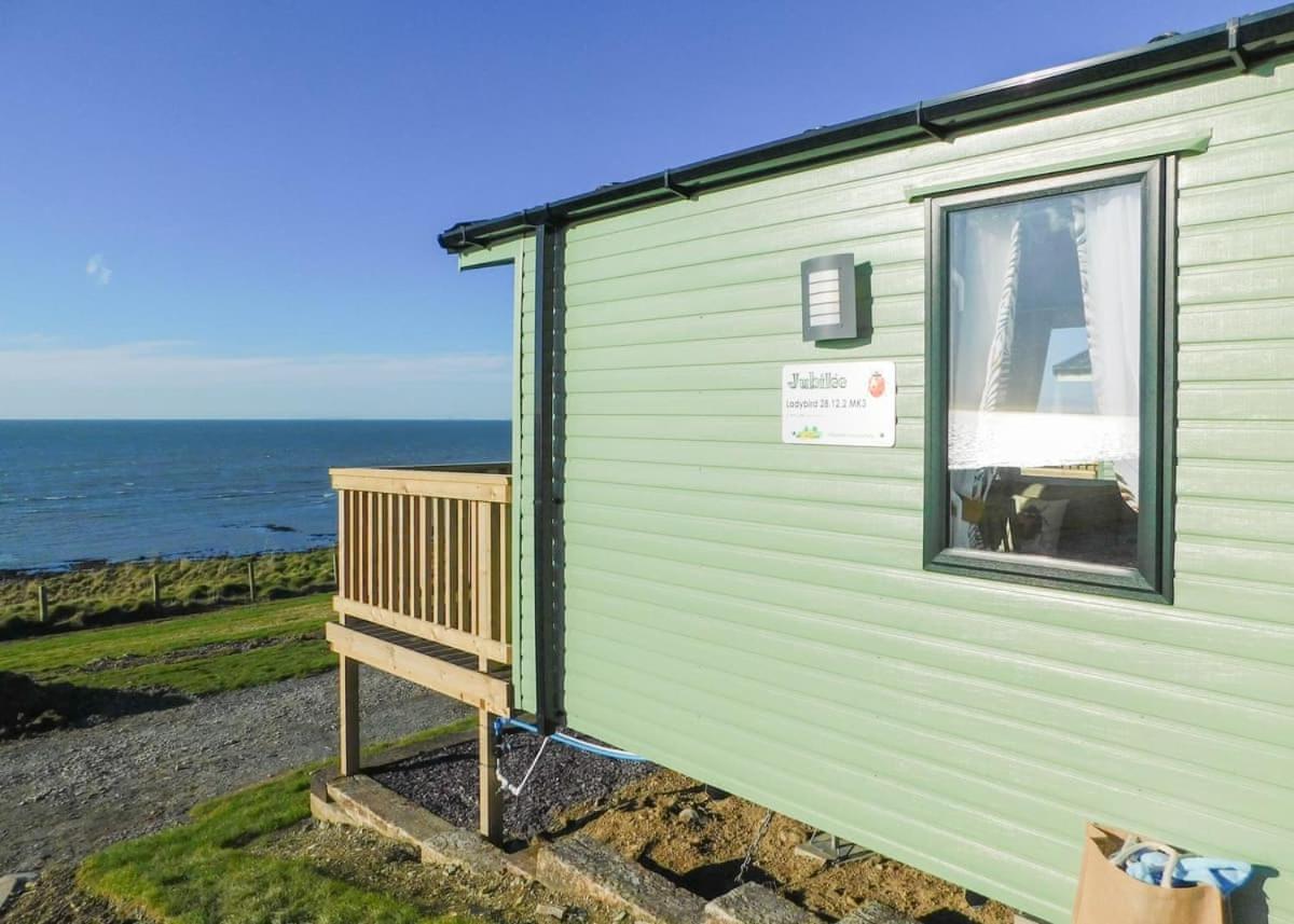 Morfa Bychan Holiday Park Llanychaiarn 外观 照片